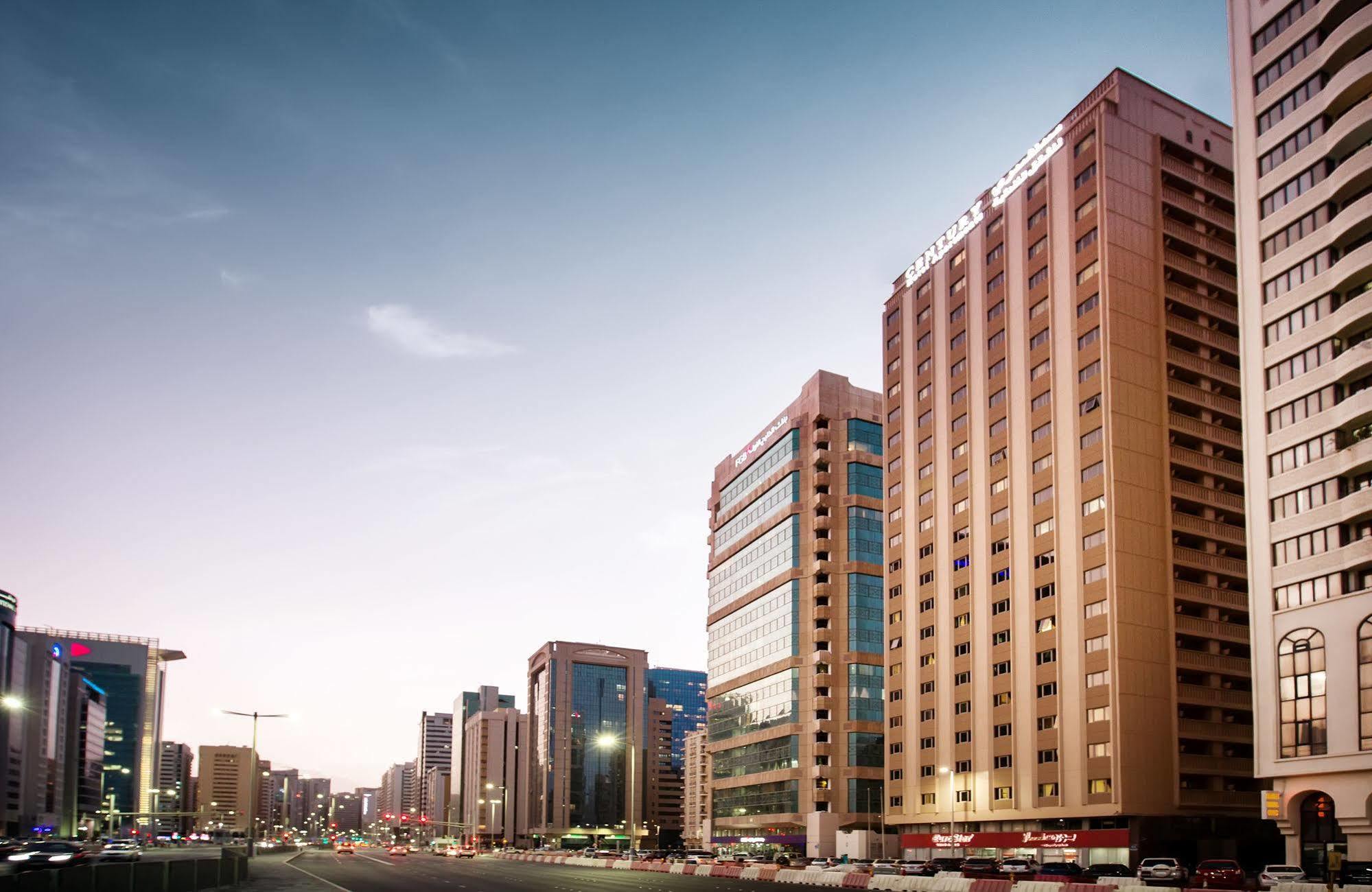 Century Hotel Apartment Abu Dhabi Bagian luar foto